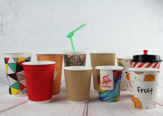 Carta calda isolata eliminabile Cupsm del caffè delle tazze di carta con LFGB approvato